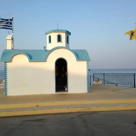 Blue Island מלון הרסוניסוס