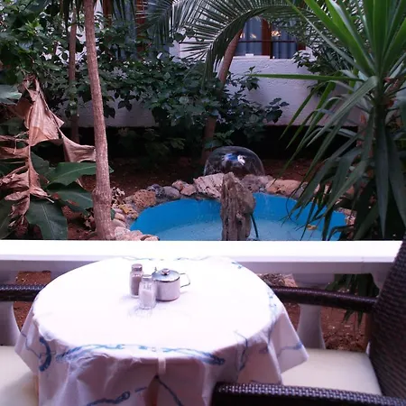 Hotel Blue Island 3*