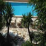 Hotel Blue Island 3*