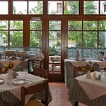Blue Island Hotel