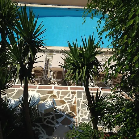 Отель Blue Island 3*