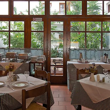 Blue Island Hotel